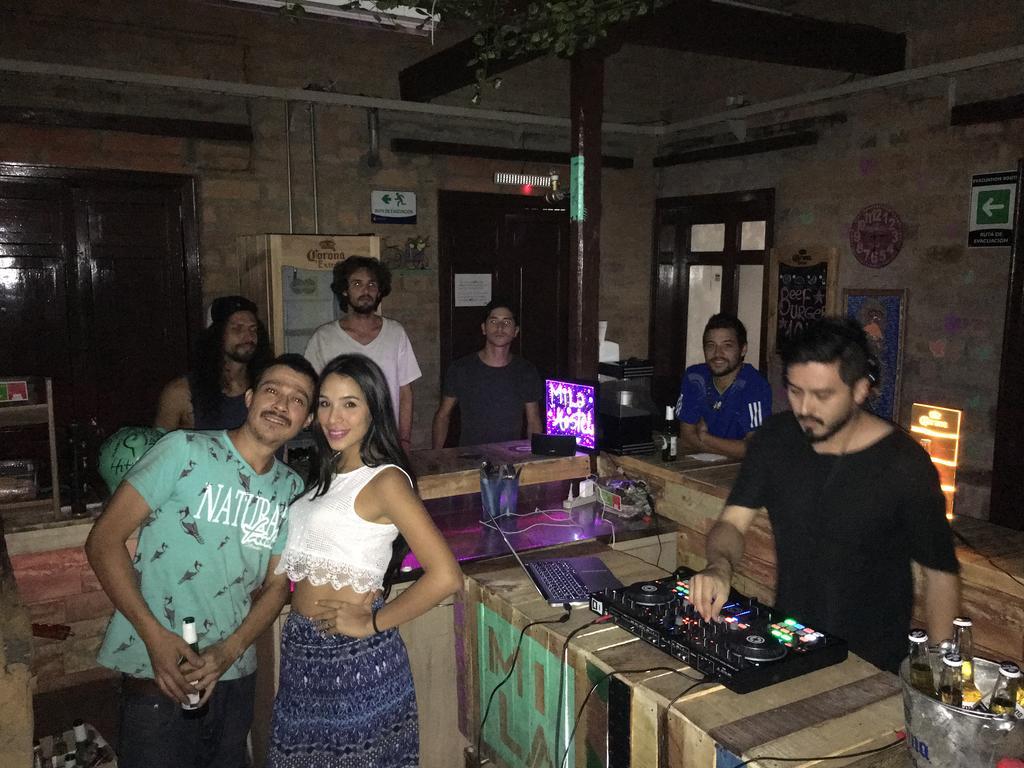 ميديلين Mila Hostel المظهر الخارجي الصورة
